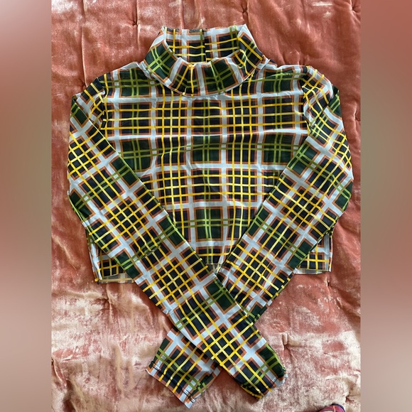 Hilary Macmillan Tops - Plaid Mock Neck Crop Top, size 1x